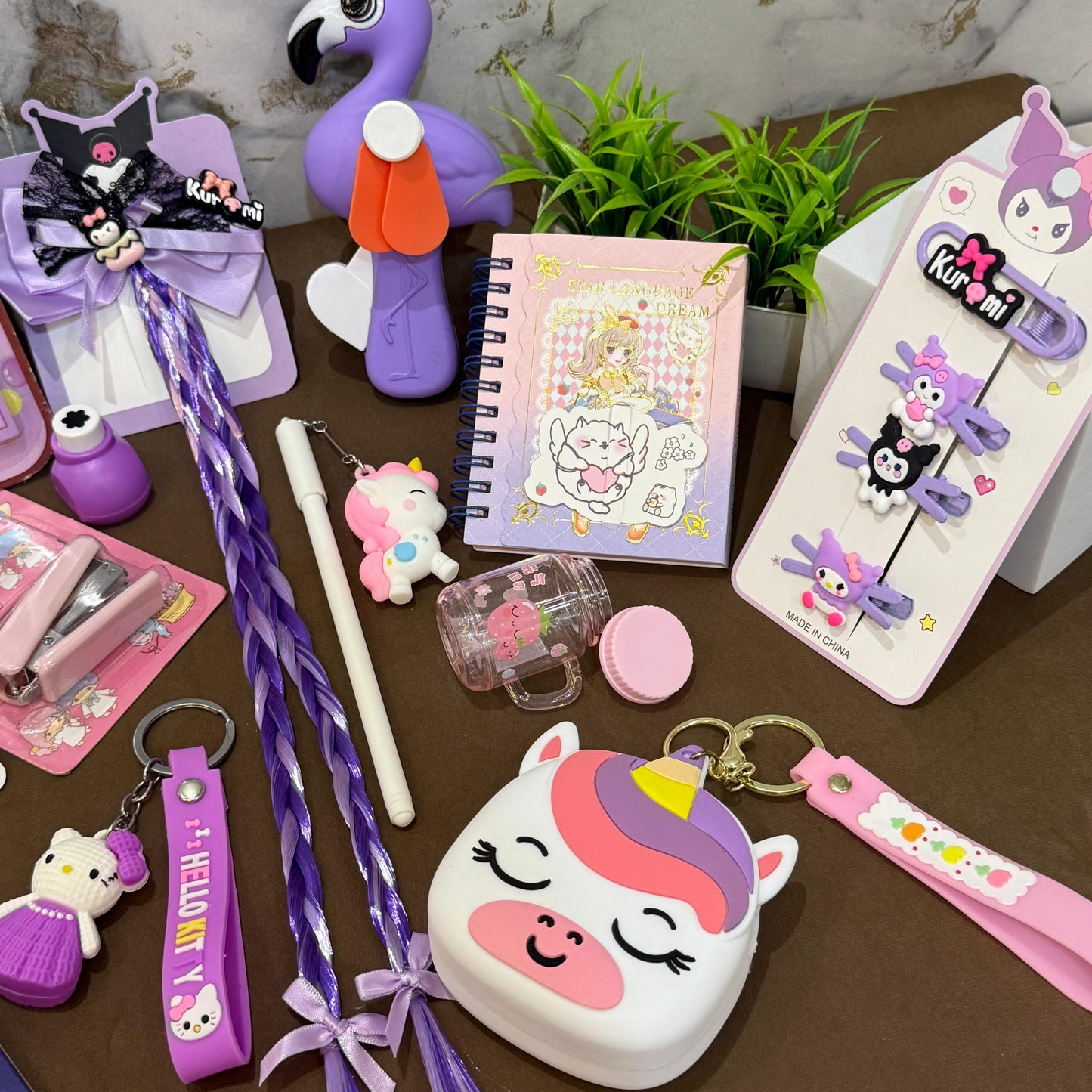 Cute Purple Hamper 💜