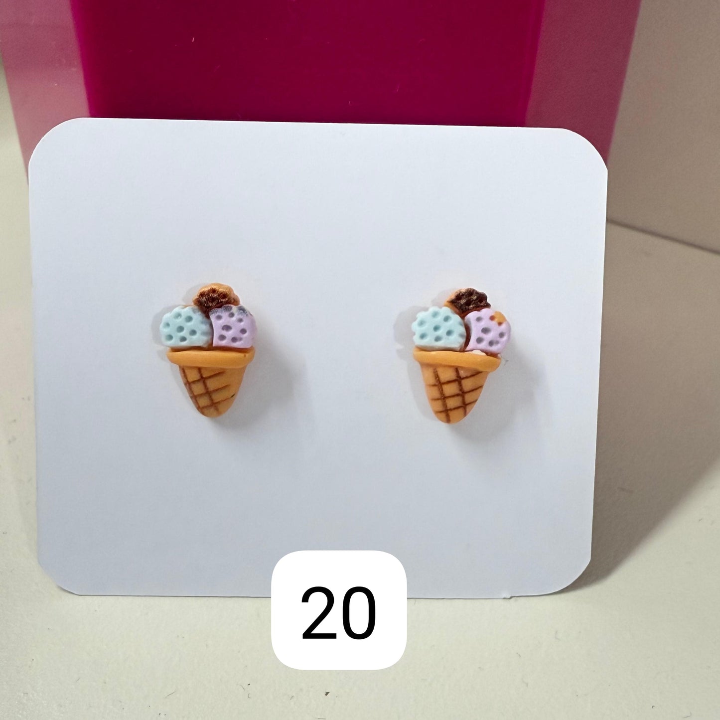 Mini Detailed Earrings 💖✨️