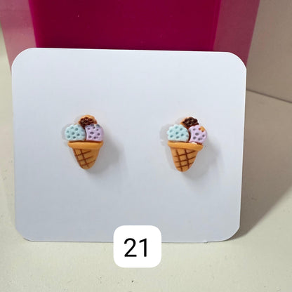 Mini Detailed Earrings 💖✨️