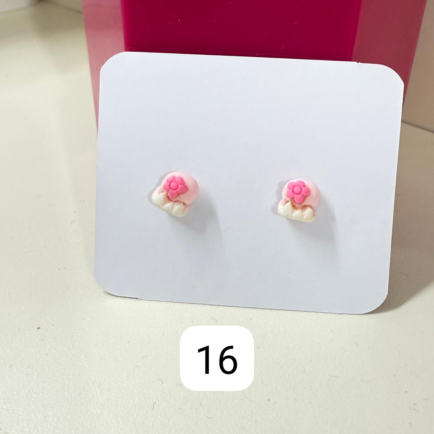 Mini Detailed Earrings 💖✨️