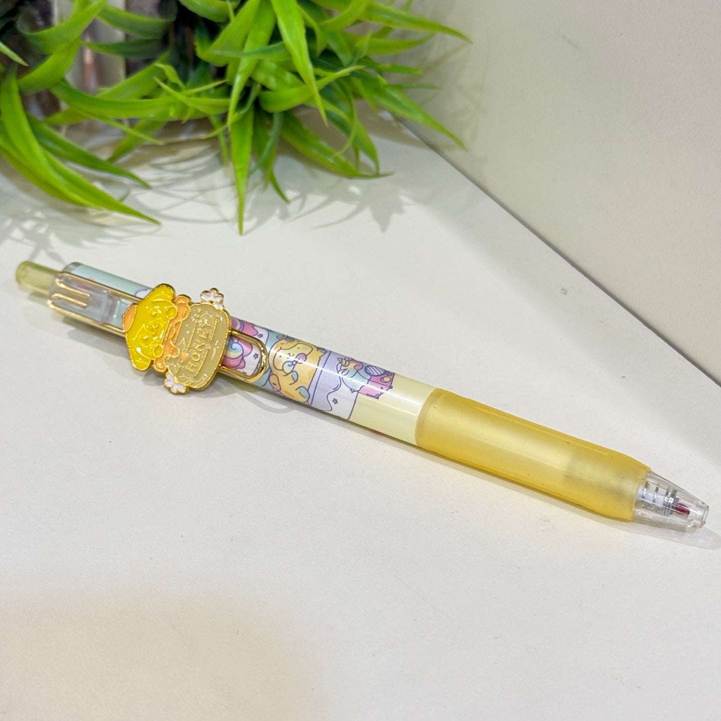 Sanrio Gel Pen with Gold Charm