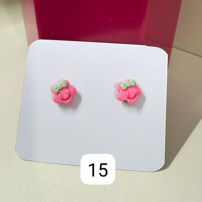 Mini Detailed Earrings 💖✨️
